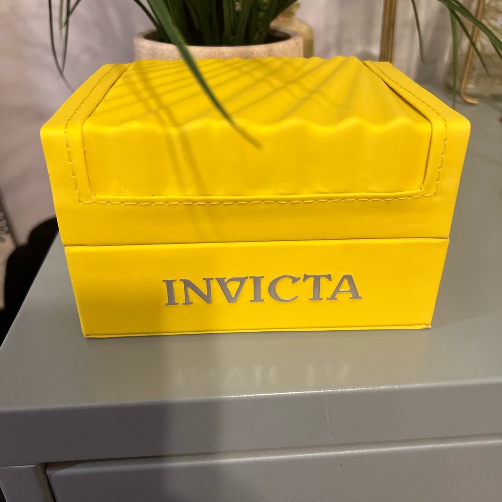 Invicta Watch Box